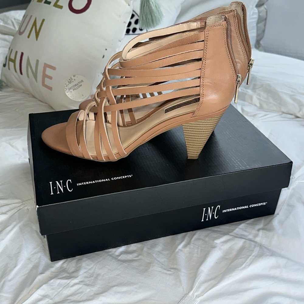 INC international concepts heels